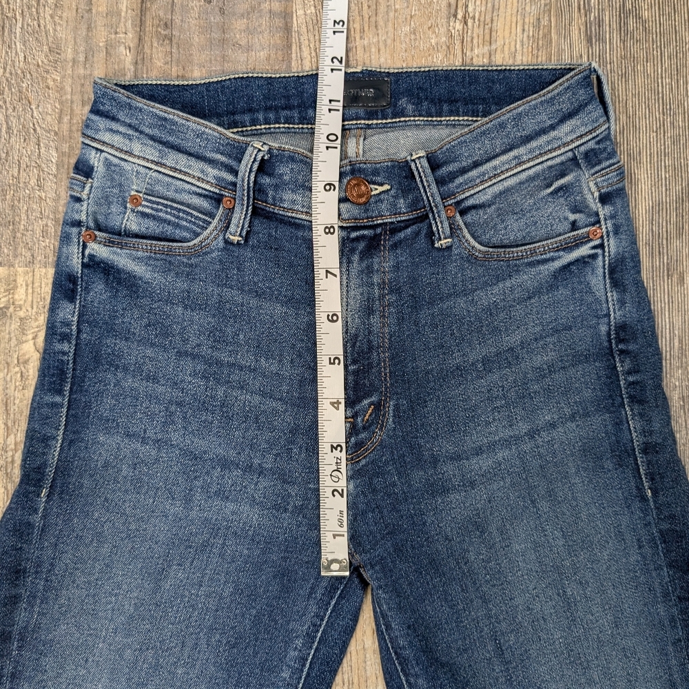MOTHER The Mid Rise Dazzler Ankle Jeans in Satisfaction Guaranteed Size 25 - Picture 11 of 13